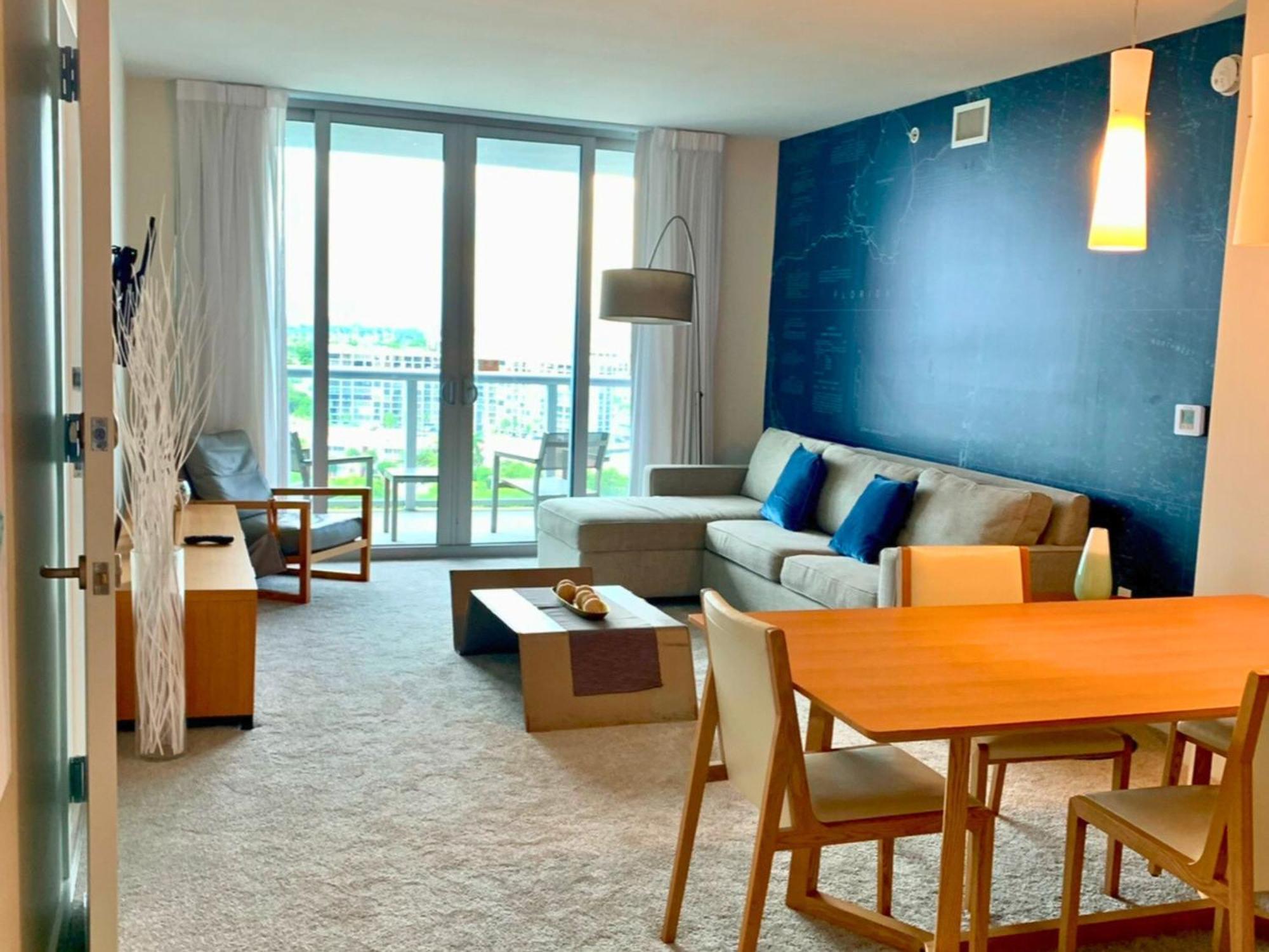 Mvr Apartments At Beachwalk Resort Халландейл-Бич Экстерьер фото